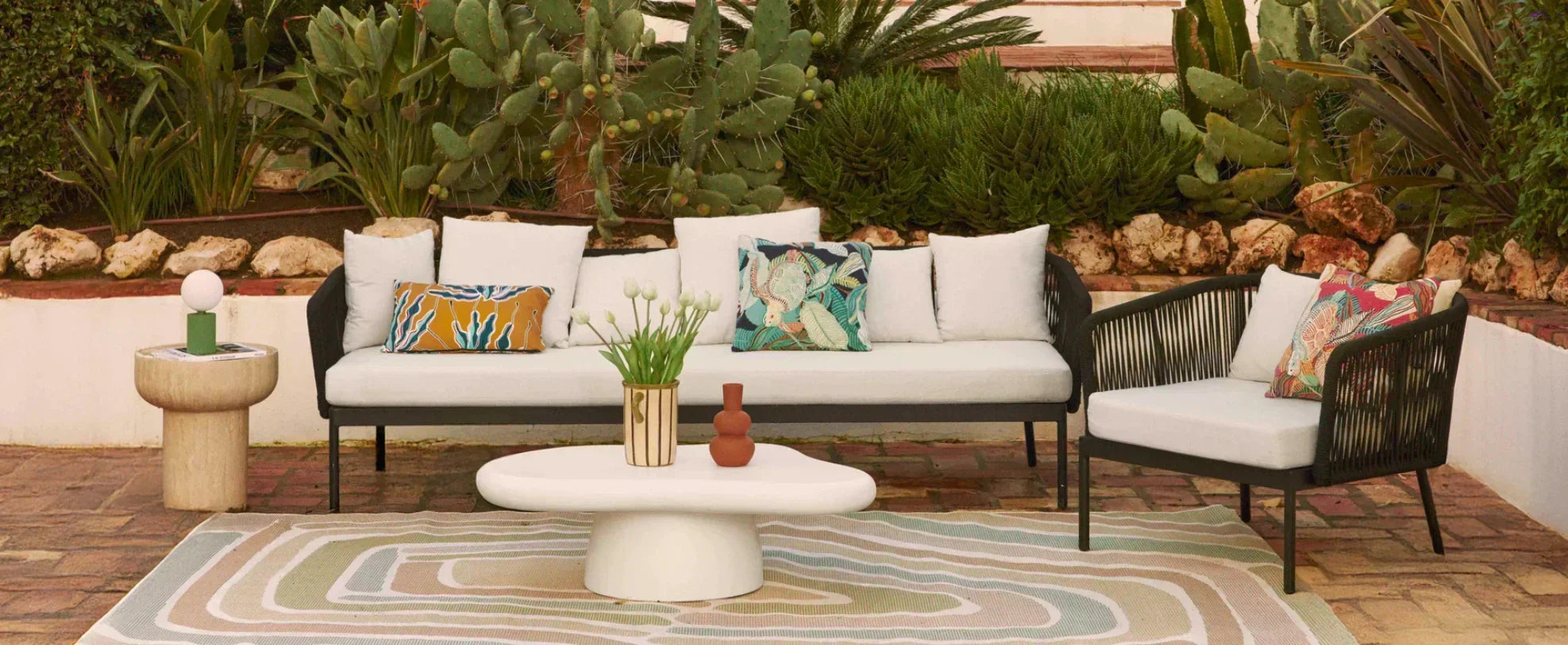 Décorer sa terrasse : les clés d’un extérieur design et accueillant