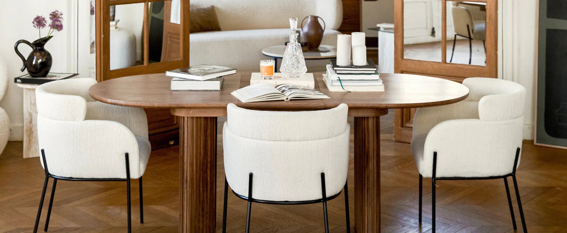 Tables multifonctions : allier praticité et design dans les petits espace