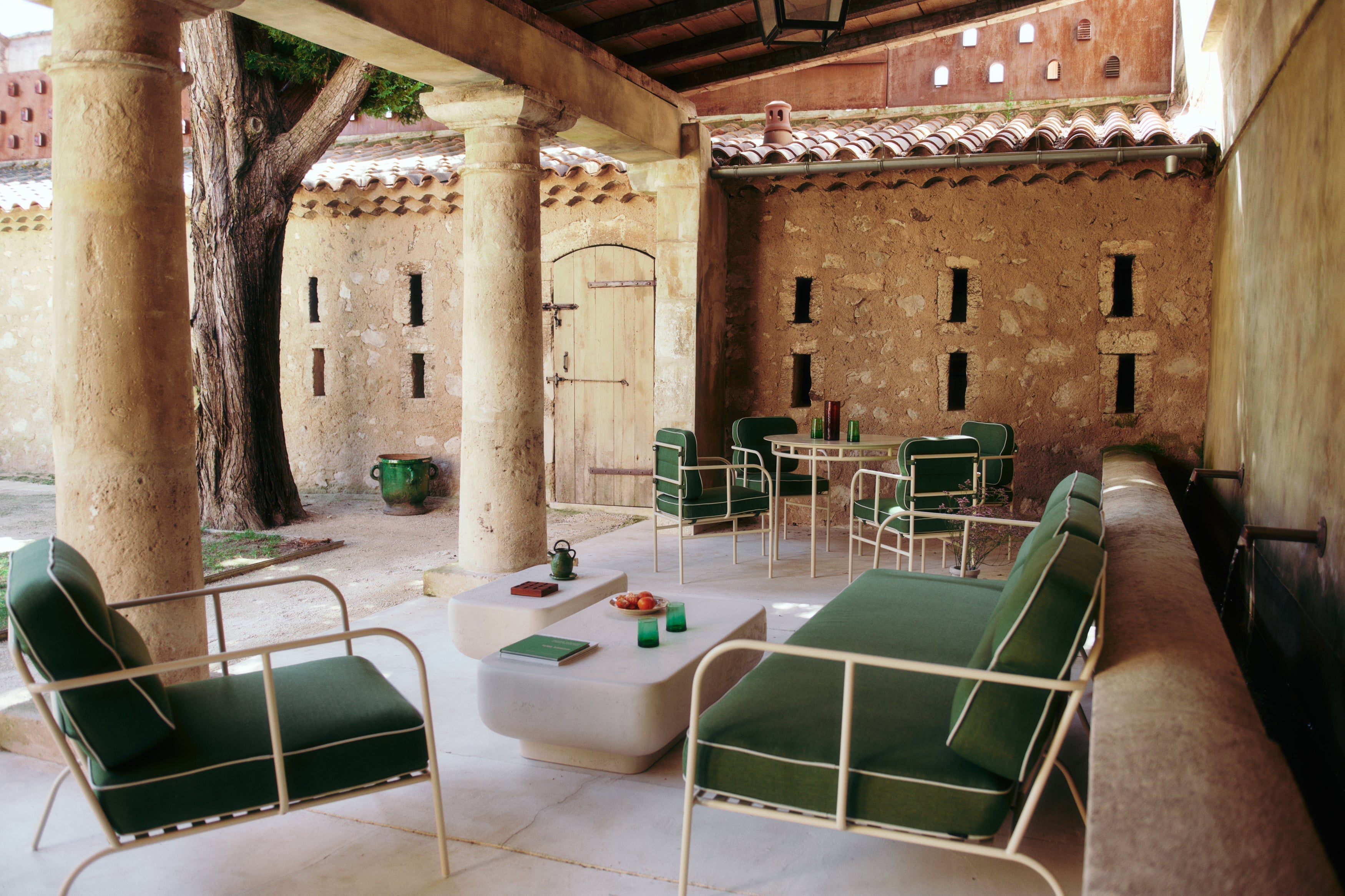 Quel salon de jardin choisir pour un extérieur design ?