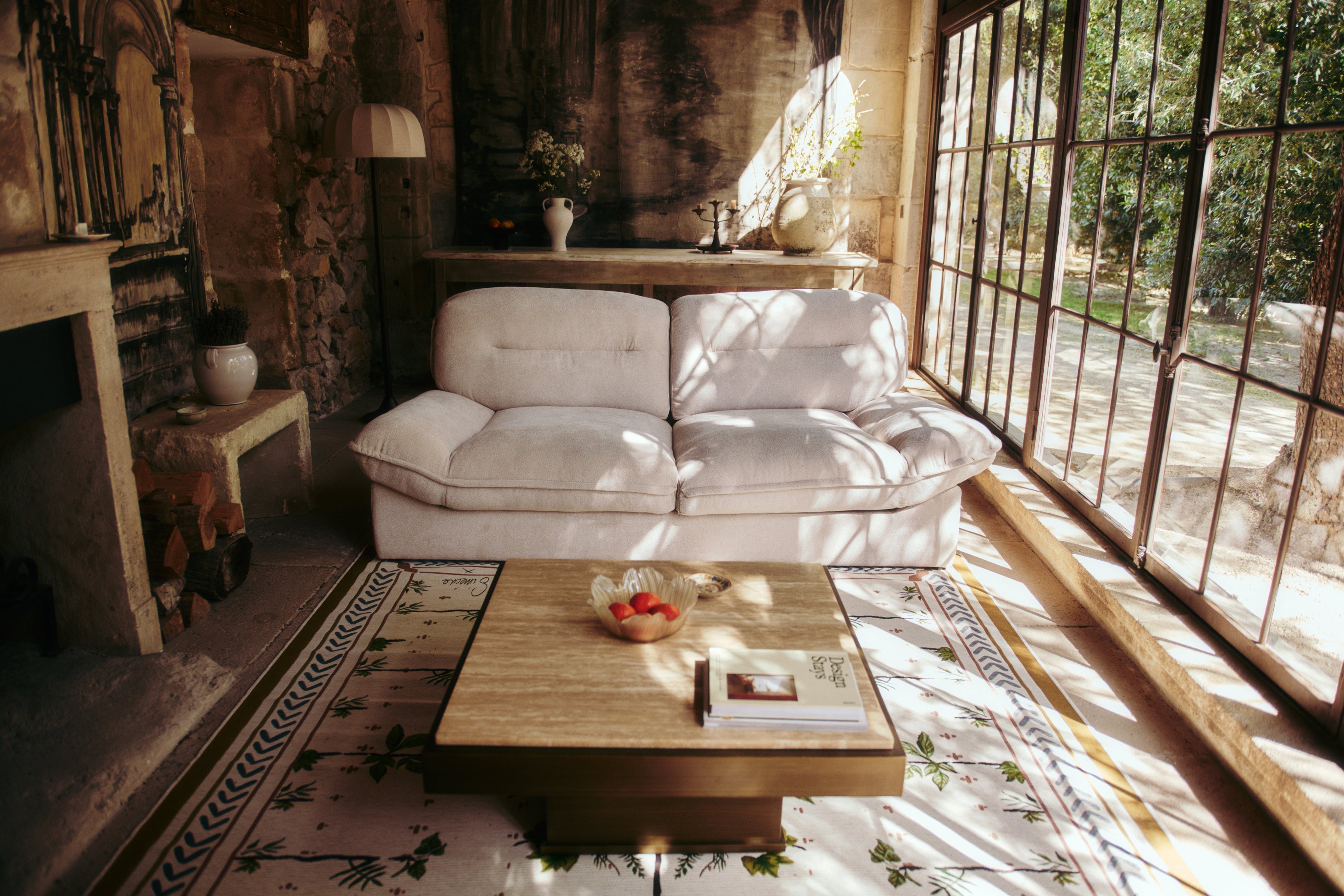 Quelle couleur de canapé choisir ? Guide pour trouver la teinte idéale