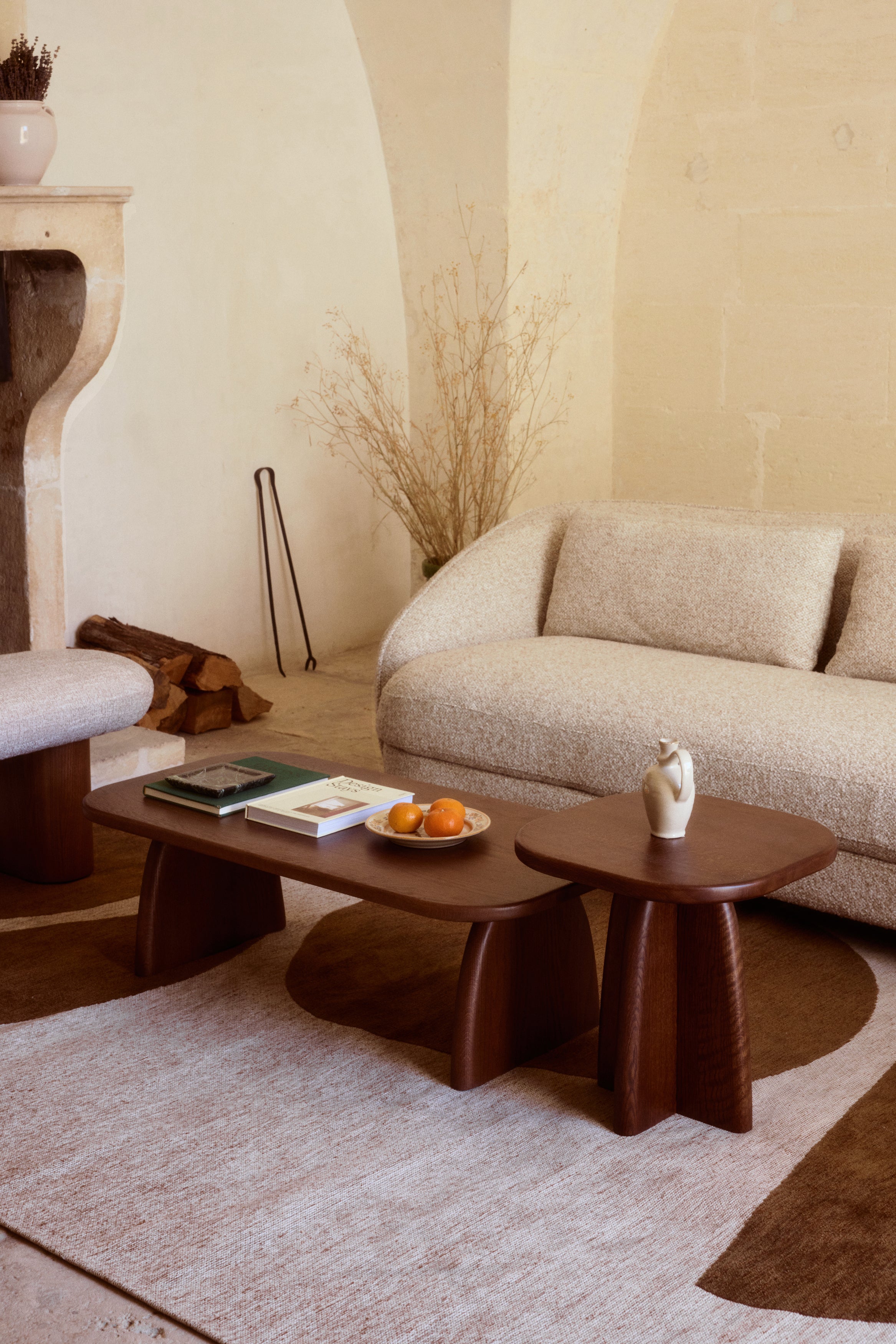 ensemble tables gigognes Ellios - chêne massif teinte noyer - vue portrait