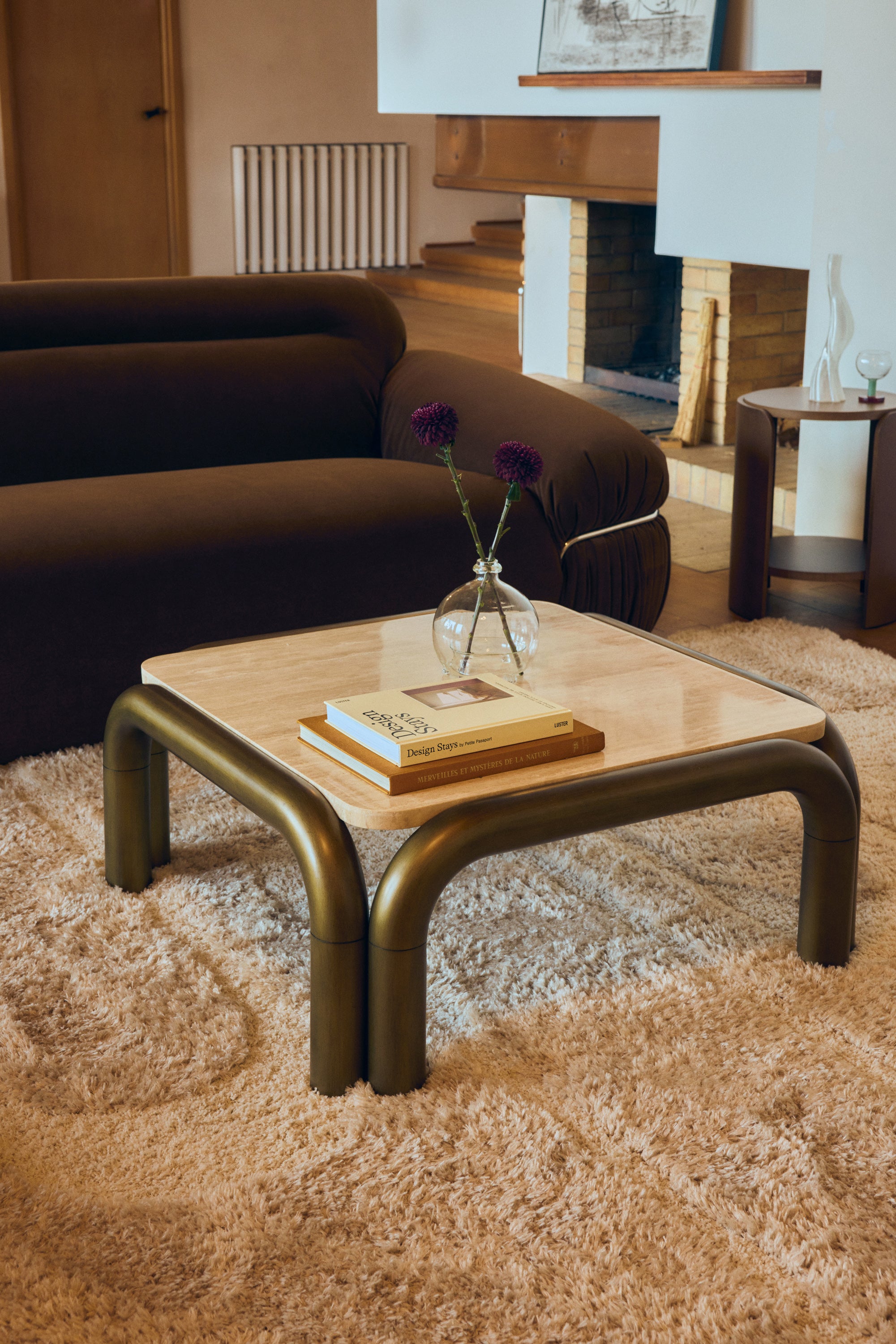 Coffee table, Travertine and brushed bronze - NV GALLERY - ARCIA