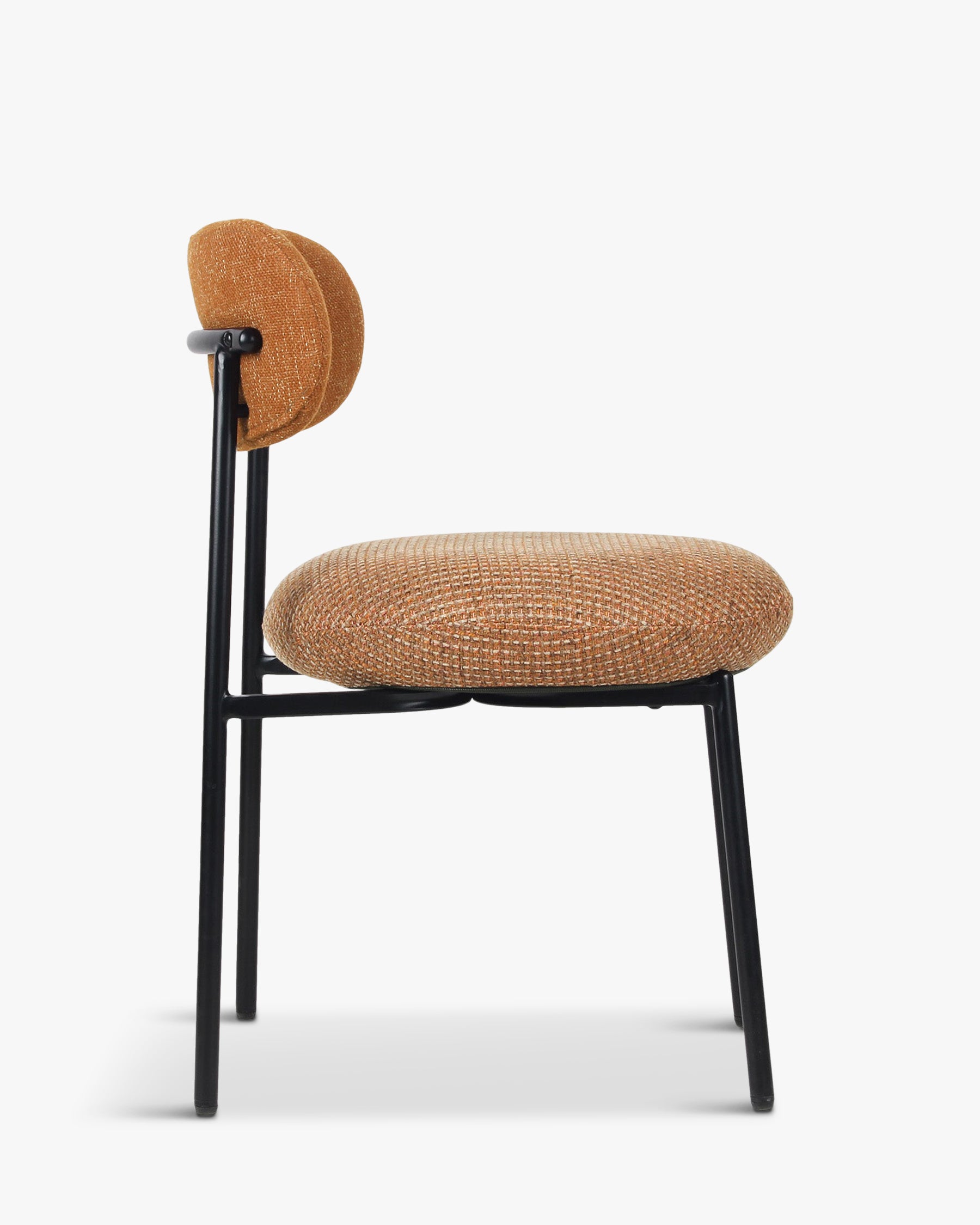 Maia, Mogan, Adriano