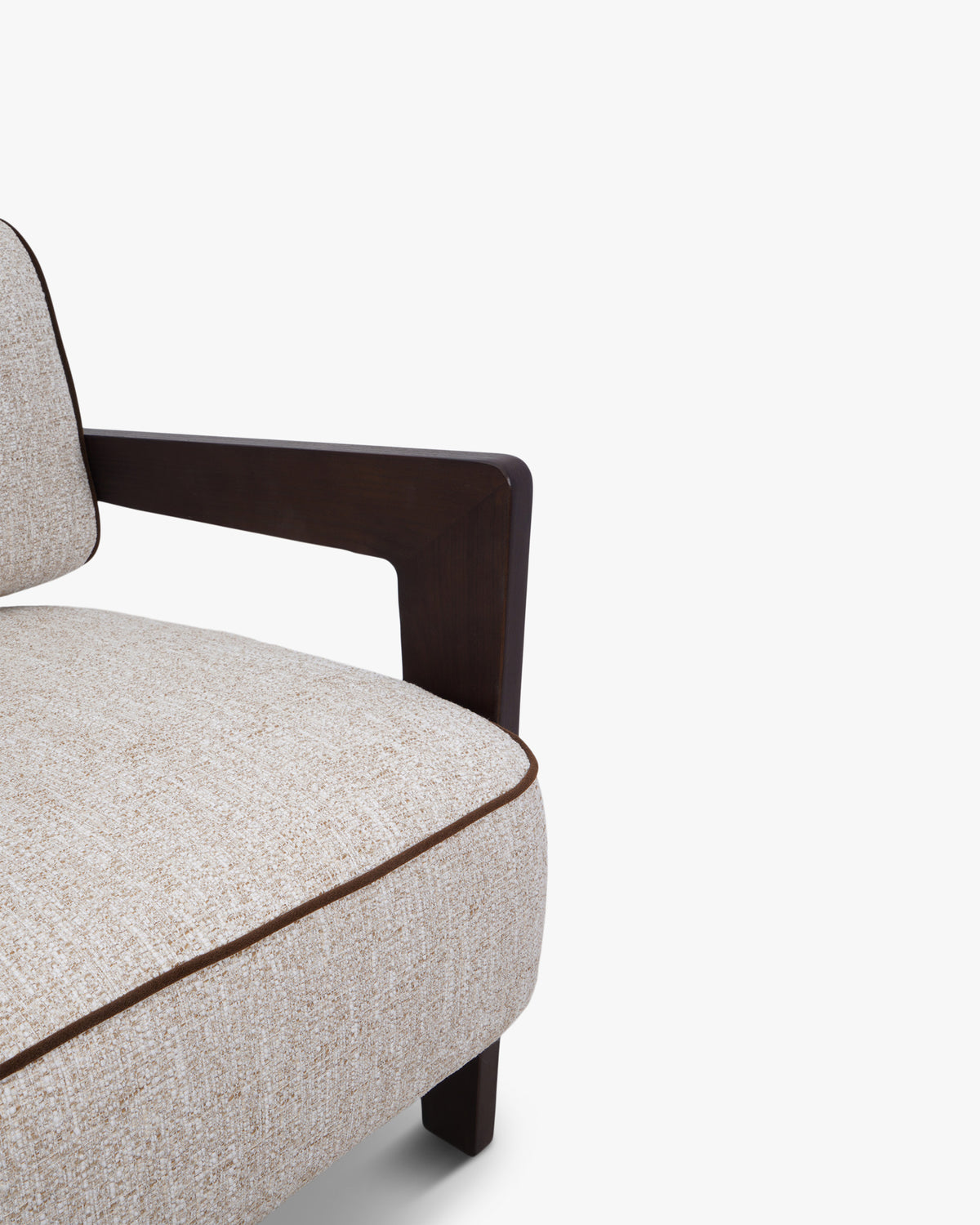 Fauteuil Elva - tweed écru meringue - accoudoir et assise en détail