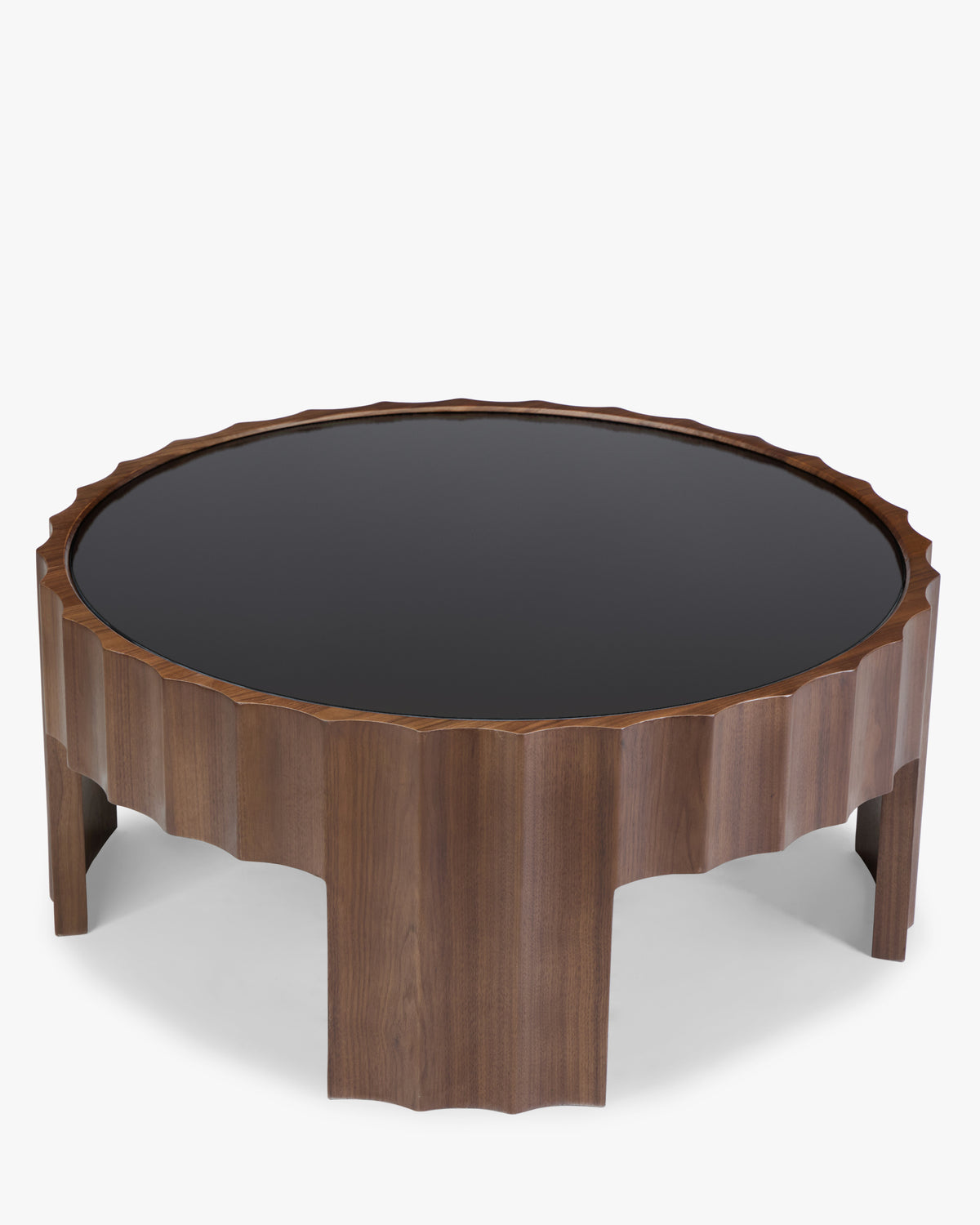 table basse ronde CANNELATA en noyer cannelé et verre trempé fumé noir - vue de trois quarts
