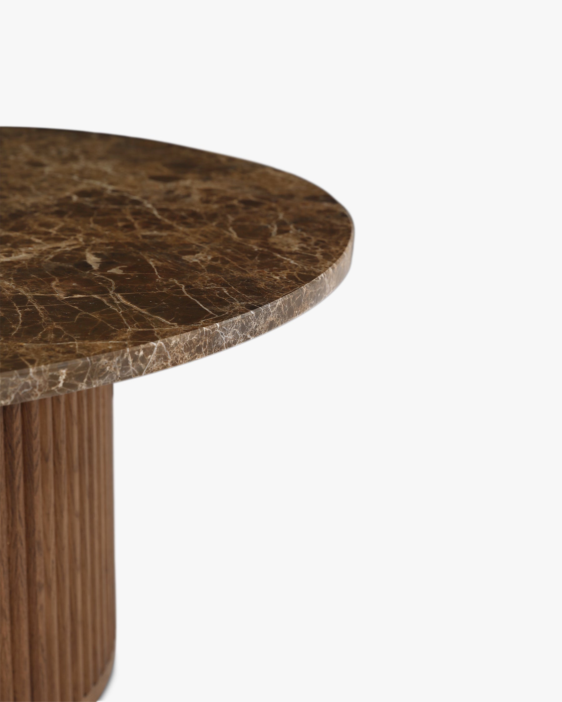 Table basse Oviedo - chêne teinte noyer cannelé - piètement en détail
