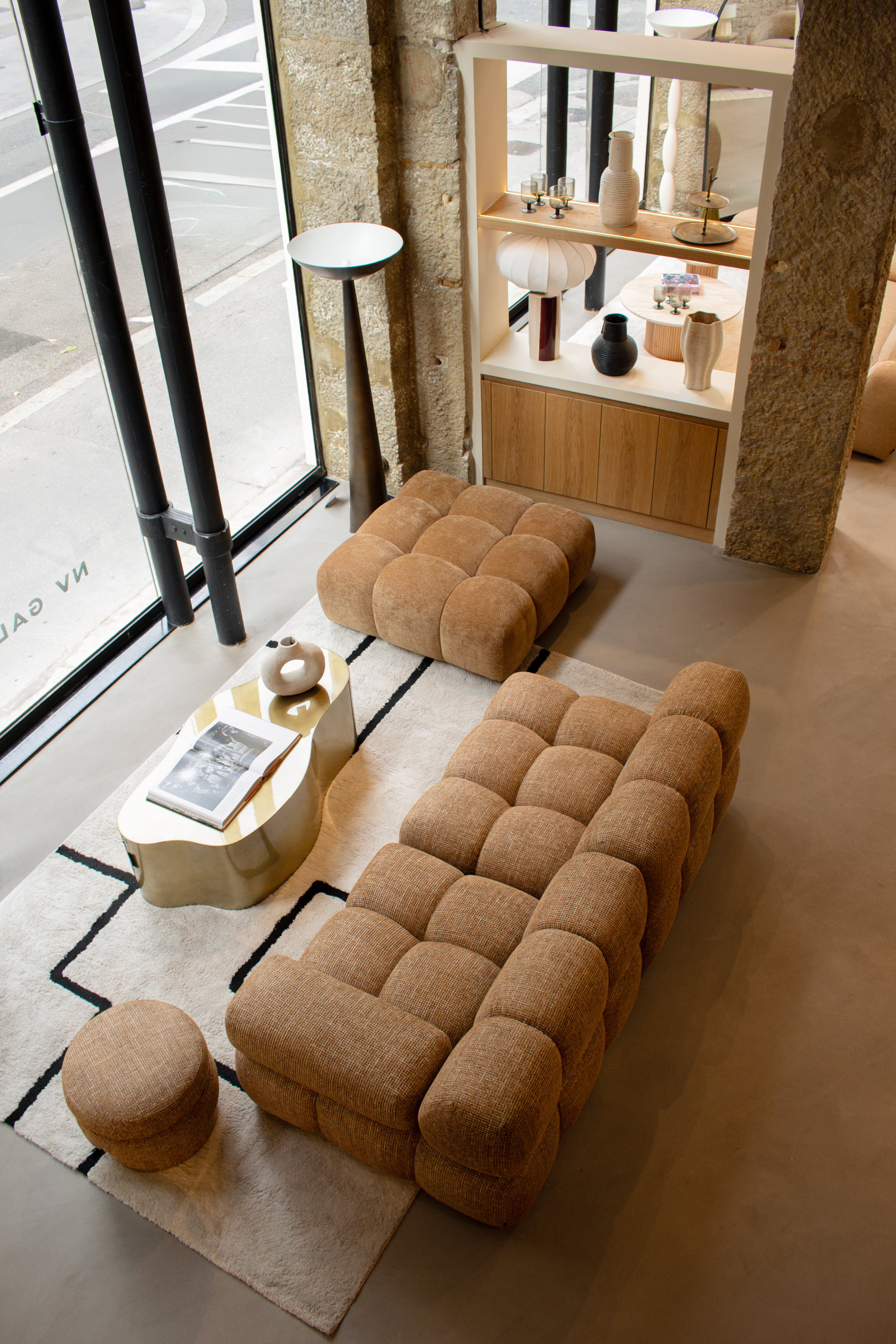 Boutique mobilier design contemporain à Paris – NV Gallery