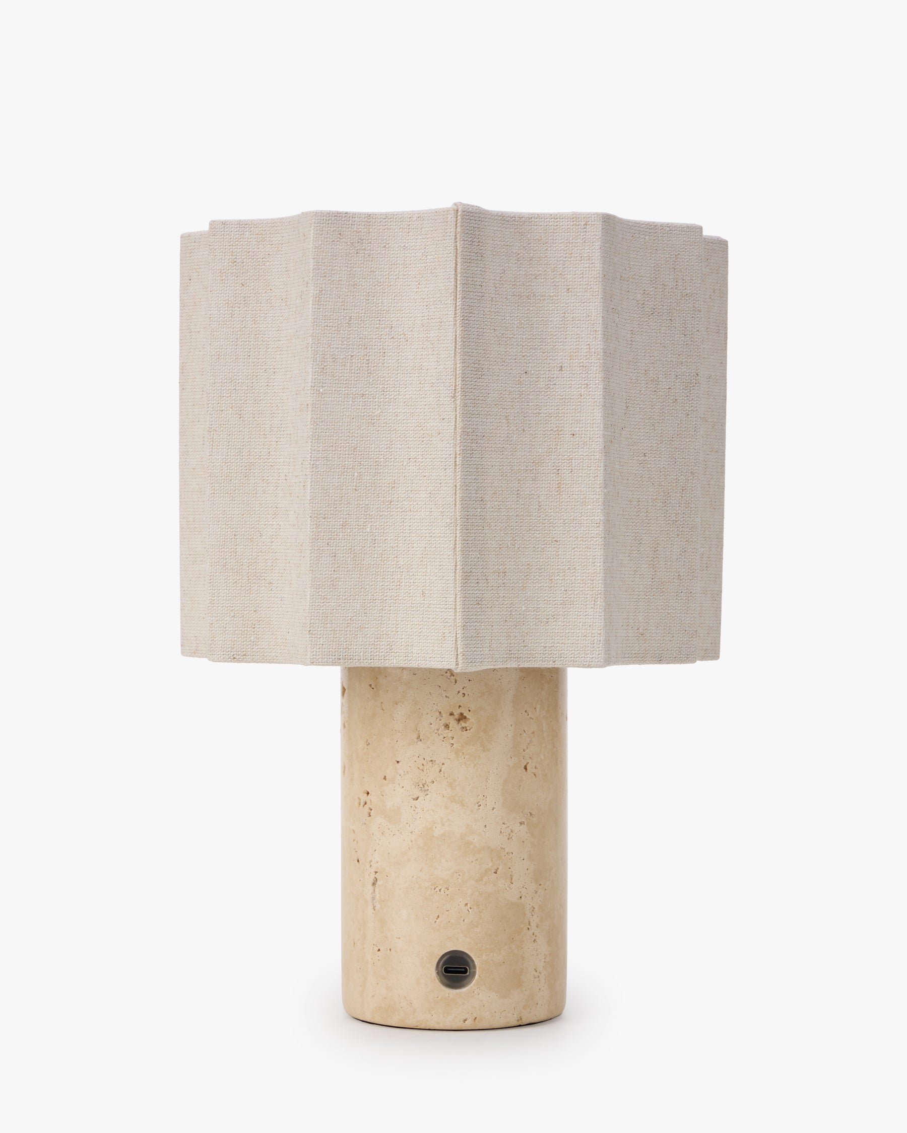 Lampe Bridget - travertin blanc cassé et abat-jour lin clair - vue de face, port USB-C visible