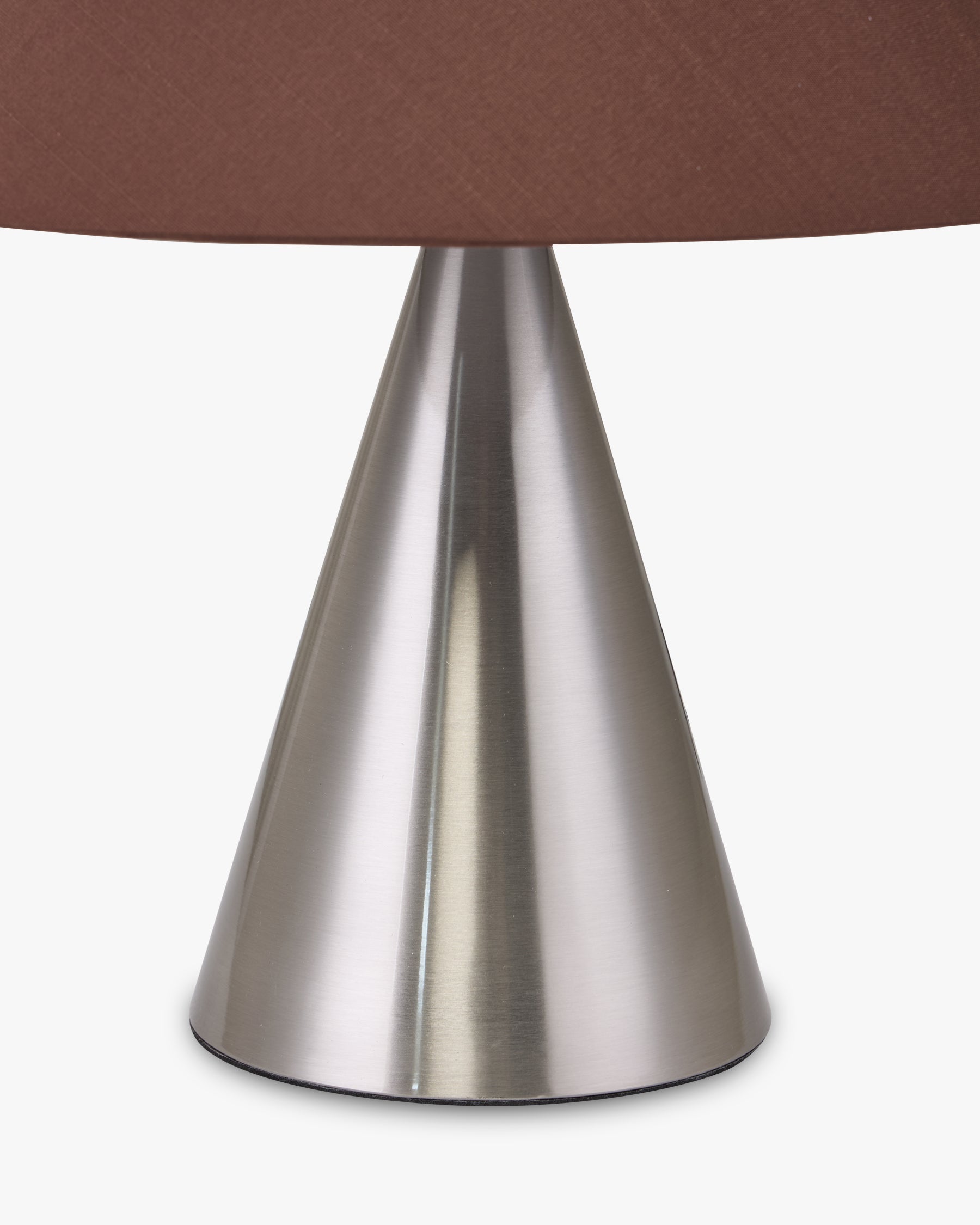 Lampe Khone - fer chromé effet brossé - piètement conique en détail